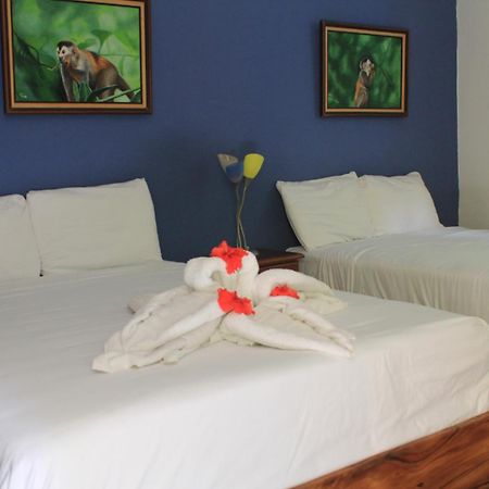 La Posada Jungle Hotel Manuel Antonio Room photo