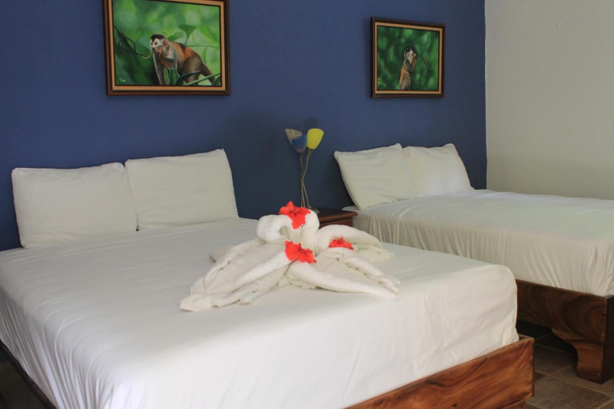 La Posada Jungle Hotel Manuel Antonio Room photo