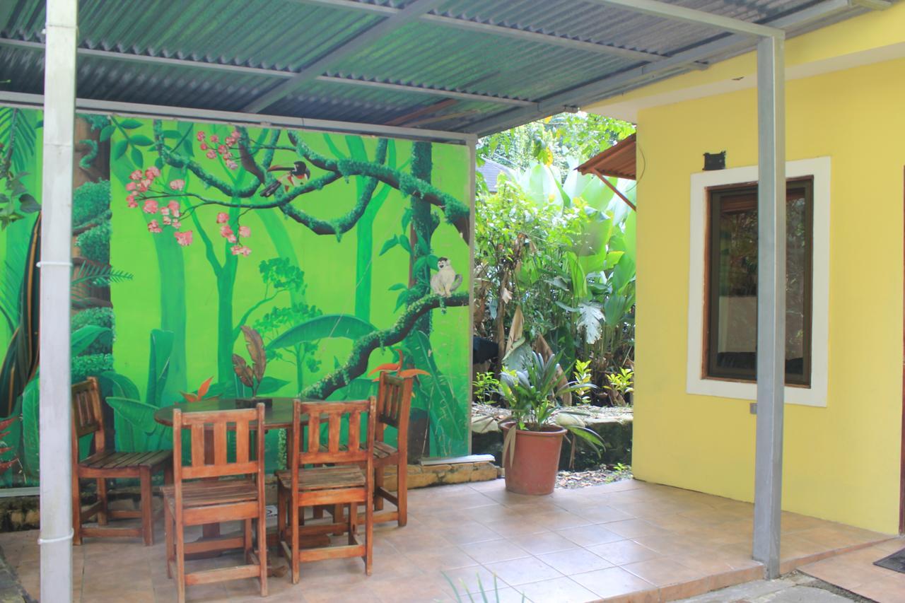 La Posada Jungle Hotel Manuel Antonio Exterior photo